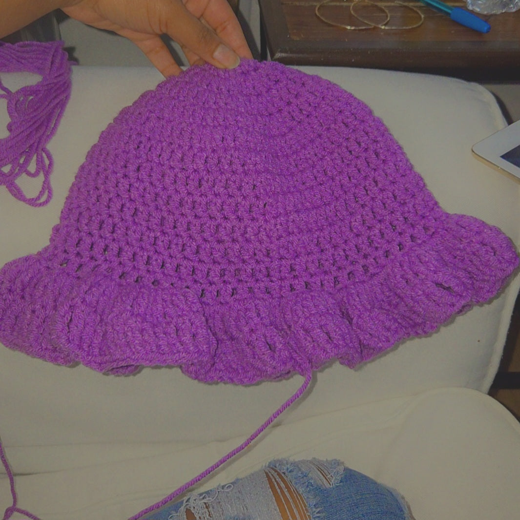 Ruffle Hat